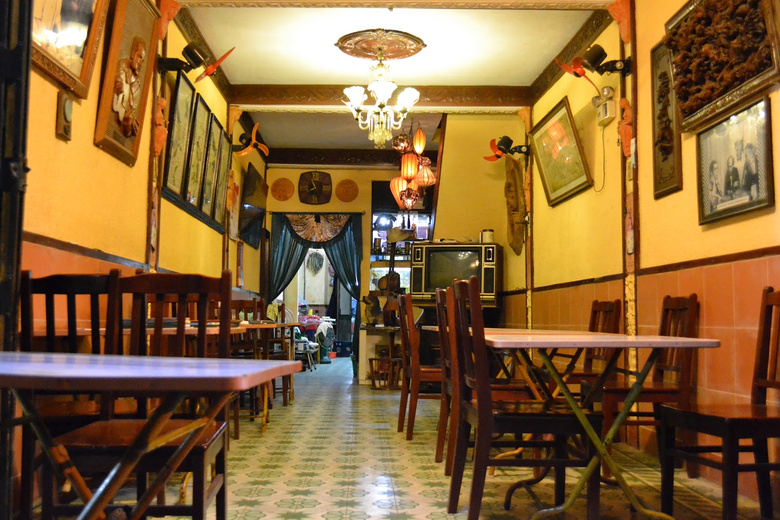 Café Des Amis 